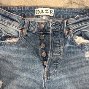 Women's Blue Jeans Daze Denim Size 25 Ankle Length.